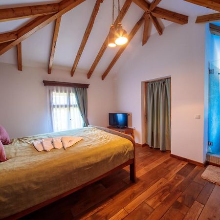 Woodland Resort 克拉古耶瓦茨 外观 照片