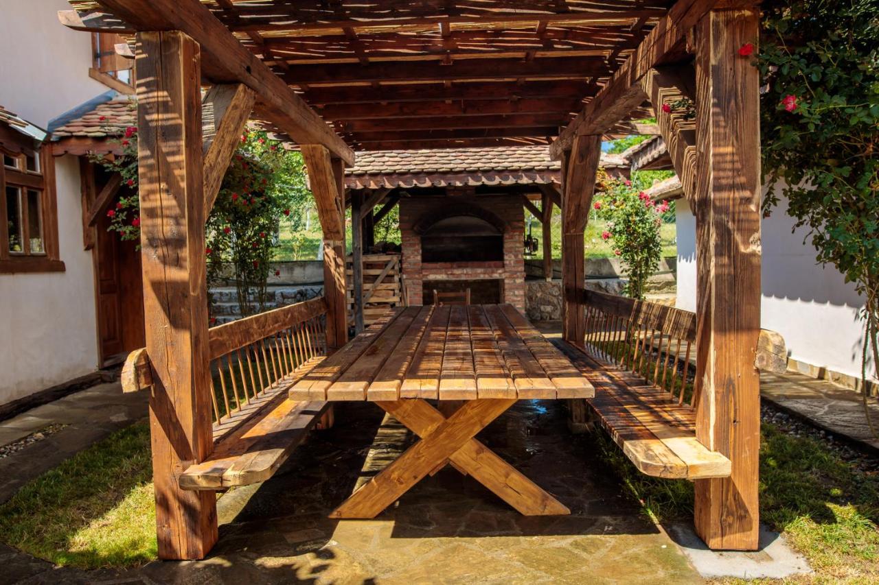 Woodland Resort 克拉古耶瓦茨 外观 照片